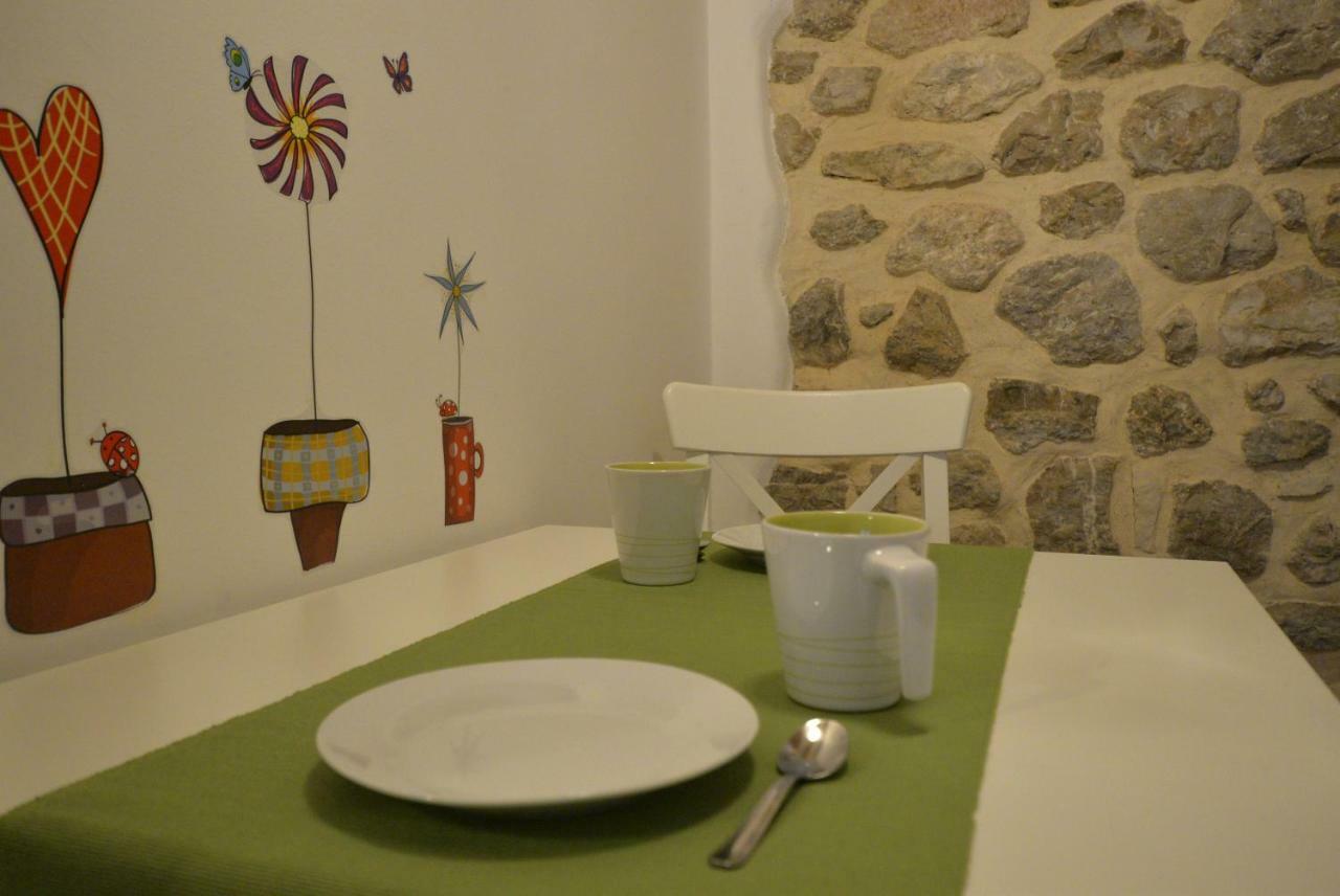 Apartments And Rooms Oliva Cres Exterior foto
